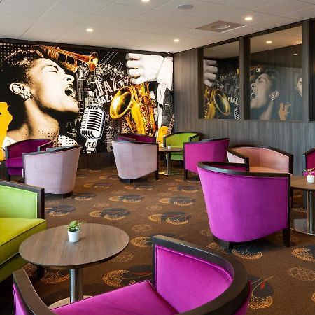 Hotel Roi Soleil Prestige Plaisir - St Quentin Kültér fotó